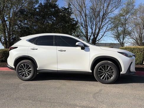 Used 2025 Lexus NX 350h AWD w/ Premium Package image 2