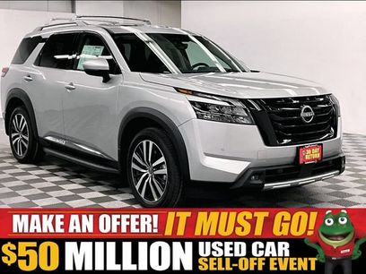 New 2025 Nissan Pathfinder Platinum w/ Lighting Package (N93)