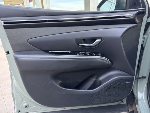 Used 2023 Hyundai Santa Cruz Limited image 15