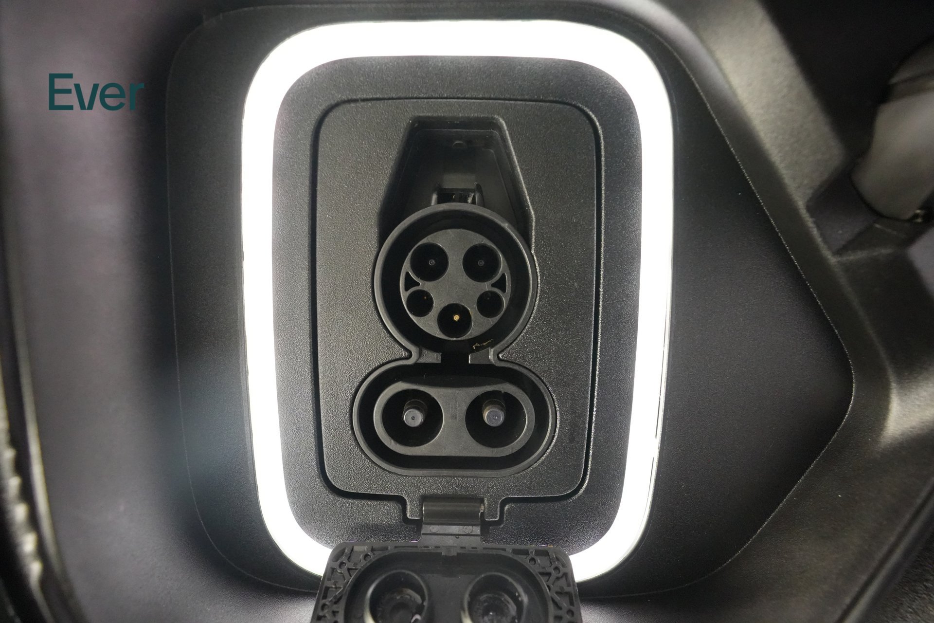 Used 2023 Rivian R1S Adventure Quad AWD/4WD image 10