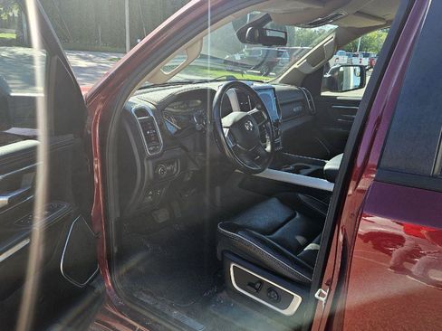 Used 2020 RAM 1500 Laramie AWD/4WD image 4