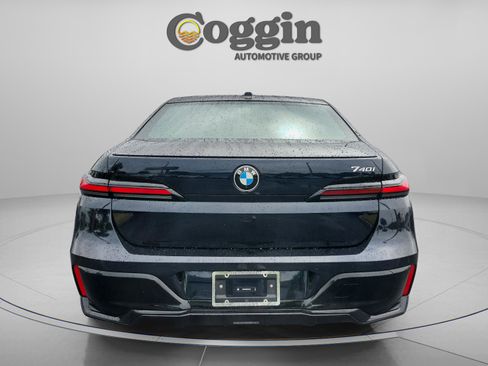 Certified 2024 BMW 740i image 6