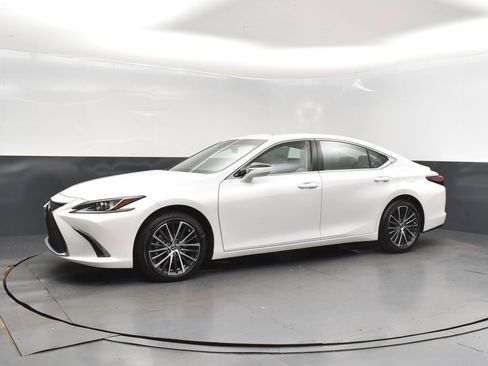 New 2025 Lexus ES 350 w/ Premium Package image 3