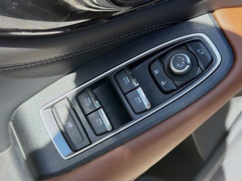 Used 2024 Subaru Outback Touring XT AWD/4WD image 23
