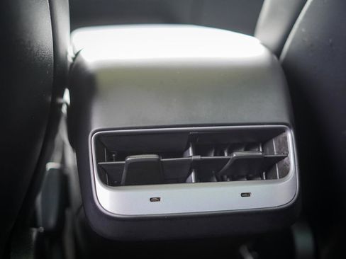 Used 2023 Tesla Model 3 Standard Range RWD image 14