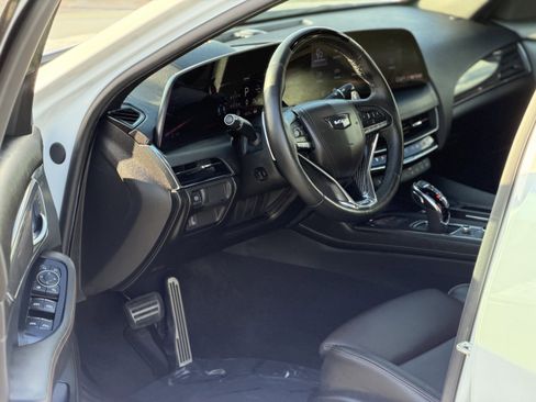Used 2026 Cadillac CT5 V RWD image 17