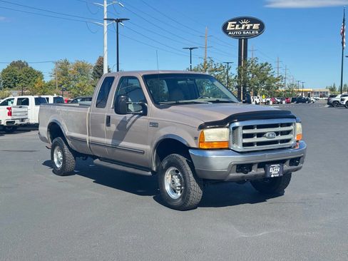Used 1999 Ford F250 Lariat image 3