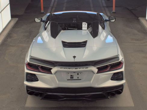Used 2021 Chevrolet Corvette Stingray Premium Conv w/ Z51 Performance Package RWD image 3