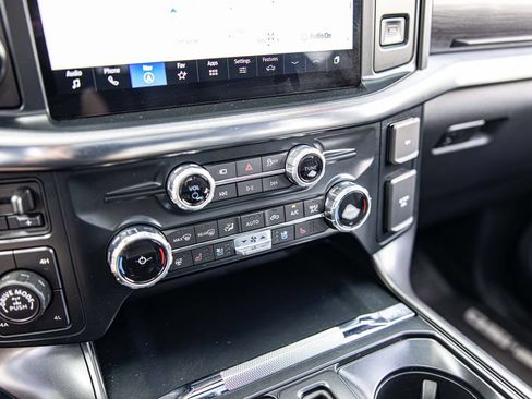 Used 2025 Ford F150 Lariat AWD/4WD image 27