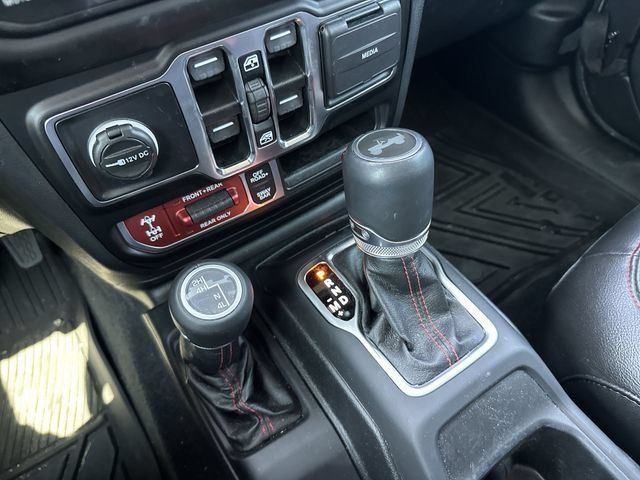 Used 2021 Jeep Wrangler Unlimited Rubicon AWD/4WD image 23