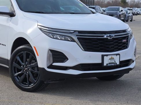 Used 2023 Chevrolet Equinox RS AWD/4WD image 2