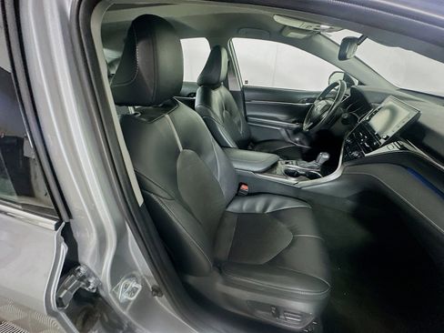 Used 2024 Toyota Camry XSE image 29