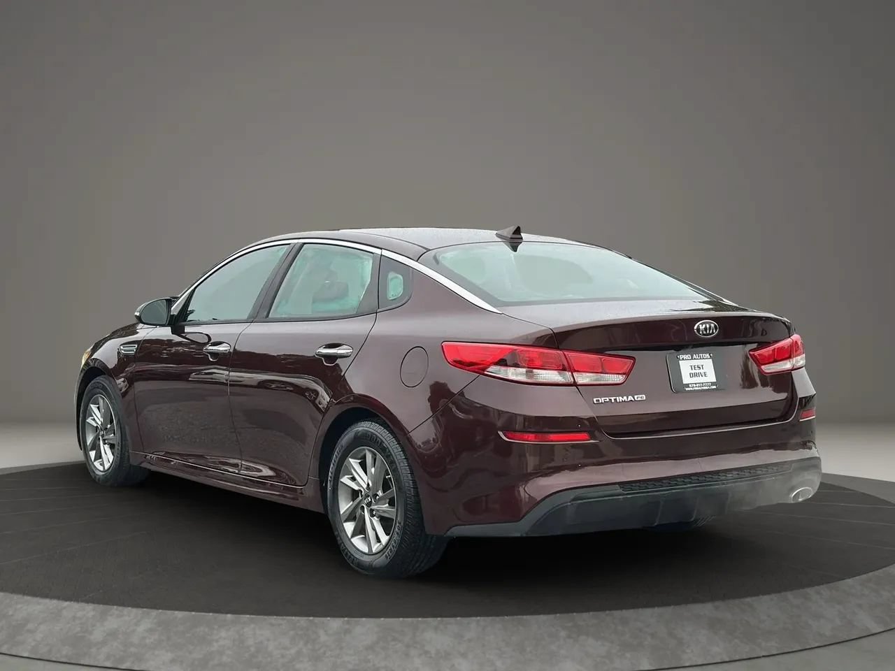 Used 2019 Kia Optima LX FWD image 11