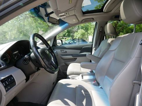 Used 2012 Honda Odyssey Touring image 8