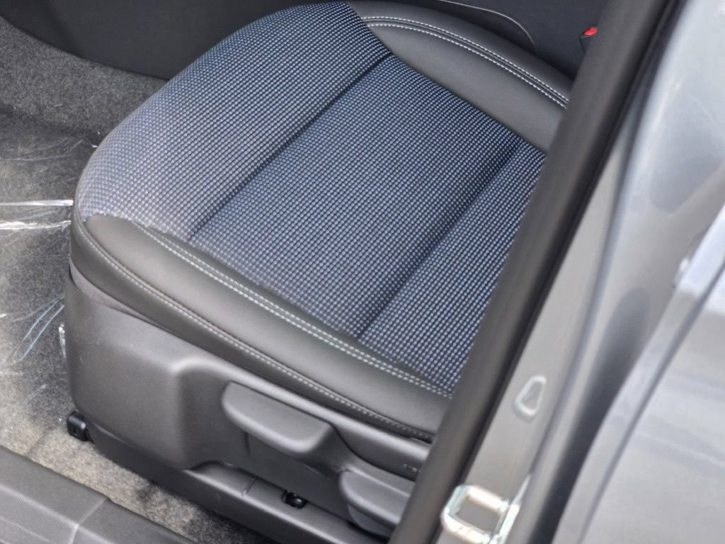 New 2026 Buick Envista Preferred FWD image 6