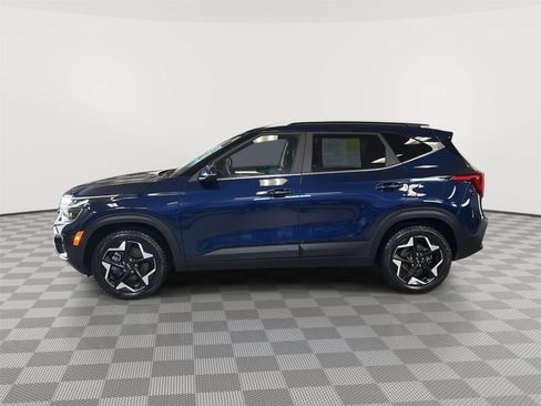 Used 2024 Kia Seltos EX AWD/4WD image 8