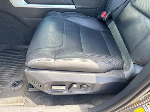 Used 2025 Toyota Tundra Platinum image 9
