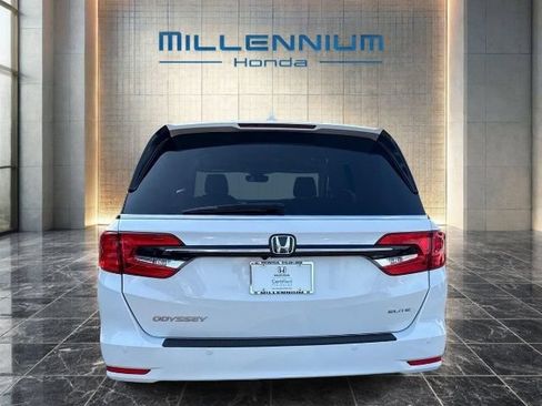 Certified 2024 Honda Odyssey Elite image 4
