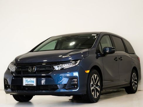 New 2026 Honda Odyssey EX-L image 3