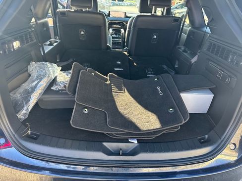 Certified 2025 MAZDA CX-90 3.3 Turbo w/ Premium Plus Pkg image 39