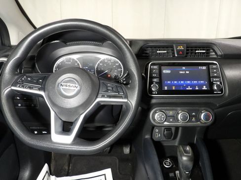 Used 2020 Nissan Versa S image 11