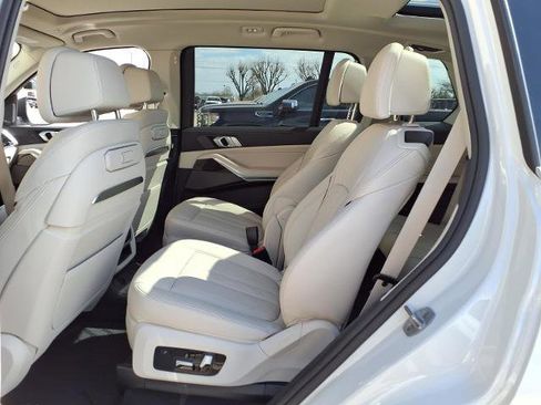 Used 2025 BMW X7 xDrive40i image 20