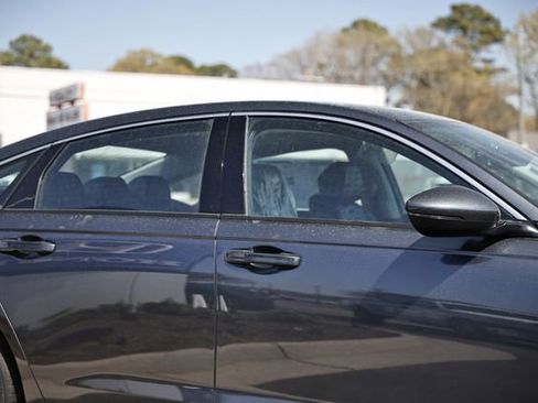 New 2026 Honda Accord EX-L image 17