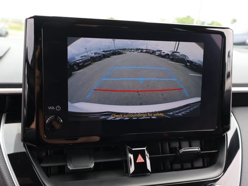 Used 2025 Toyota Corolla SE FWD image 30