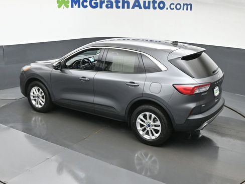 Used 2021 Ford Escape SE image 19