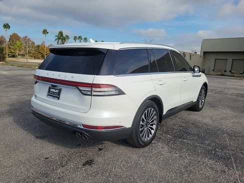 Used 2020 Lincoln Aviator Reserve w/ Equipment Group 201A image 6