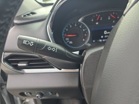 Used 2021 Chevrolet Traverse LT w/ LPO, Blackout Package image 30