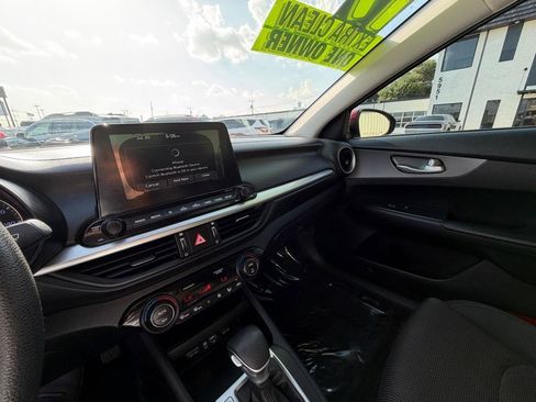 Used 2019 Kia Forte LXS FWD image 35