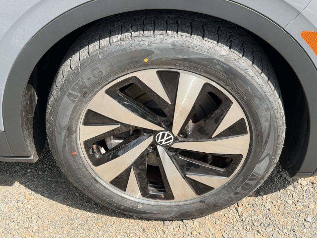 Used 2023 Volkswagen ID.4 Pro RWD image 9