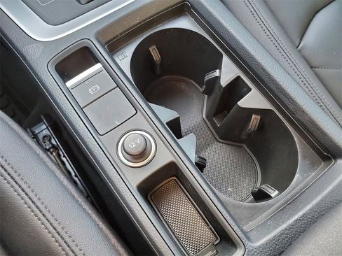 Used 2022 Audi Q3 2.0T Premium image 27