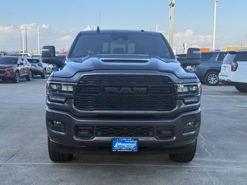 Used 2024 RAM 2500 Limited image 3