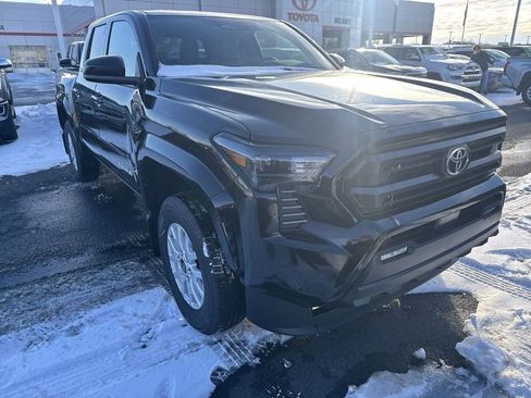 New 2026 Toyota Tacoma SR5 image 2