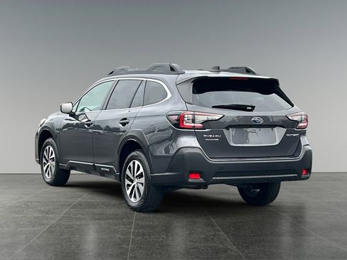 Used 2023 Subaru Outback Premium AWD/4WD image 8