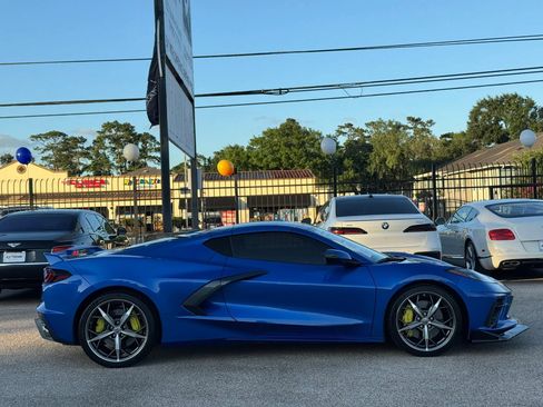 Used 2020 Chevrolet Corvette Stingray Premium Cpe w/ 3LT Preferred Equipment Group RWD image 11