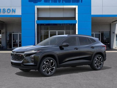 New 2026 Chevrolet Trax RS w/ Driver Confidence Package image 2