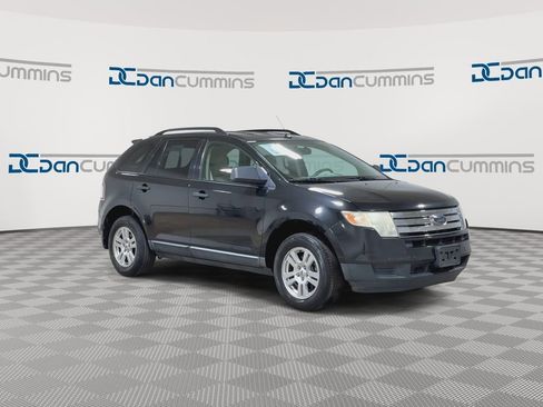 Used 2010 Ford Edge SE image 2