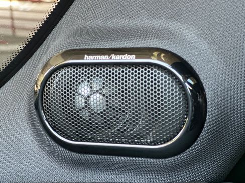 Used 2022 MINI Cooper SE FWD image 21