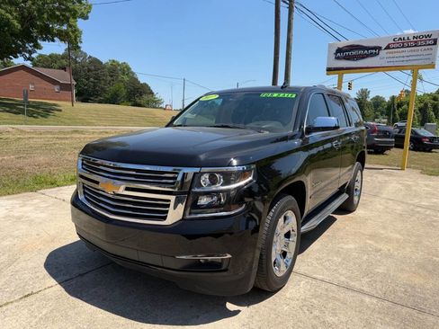 Used 2017 Chevrolet Tahoe Premier RWD image 2