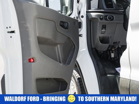 Used 2024 Ford Transit 250 Low Roof w/ Exterior Upgrade Package RWD image 36