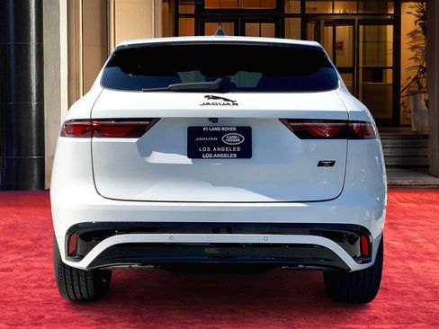 New 2026 Jaguar F-PACE R-Dynamic S image 3