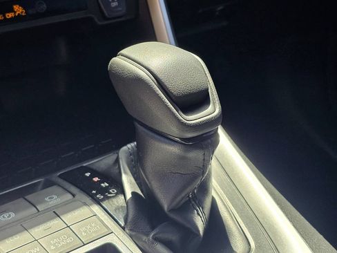 Used 2023 Toyota RAV4 LE AWD/4WD image 38