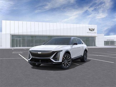 New 2026 Cadillac Lyriq Sport image 8