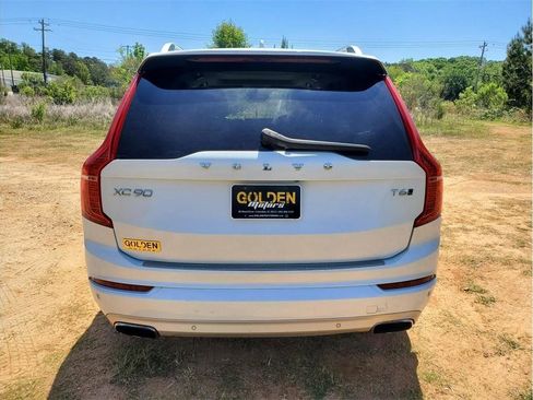 Used 2019 Volvo XC90 T6 Momentum w/ Advanced Package AWD/4WD image 12