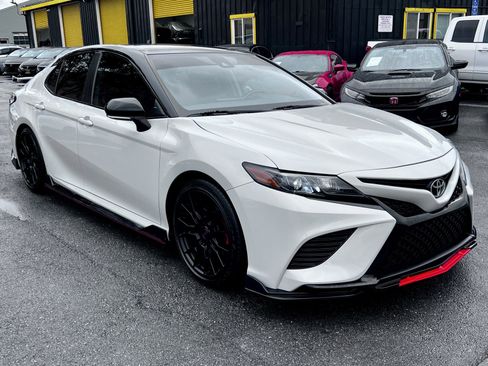 Used 2021 Toyota Camry TRD image 3