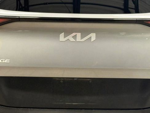 Used 2023 Kia Sportage LX FWD image 11