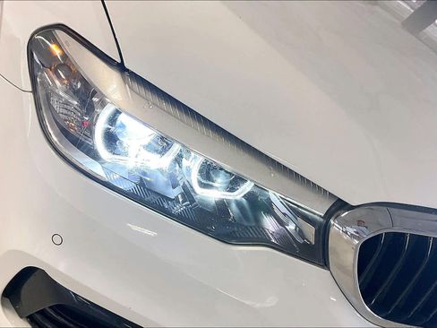 Used 2019 BMW 530i w/ Convenience Package RWD image 24